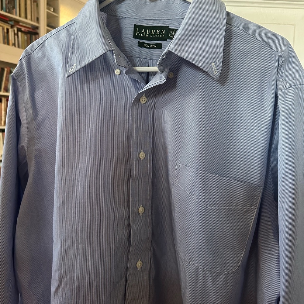 Ralph Lauren Men's Light Blue Dress Shirt, non iron. Size 17.5, 34/35 sleeves.